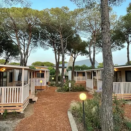 Campeggio I Melograni Marina Di Bibbona