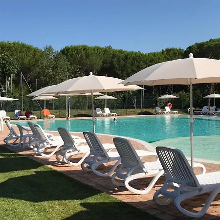 Κάμπινγκ I Melograni Marina Di Bibbona